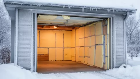 Jak ocieplić bramę garażową uchylną